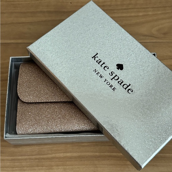 Kate Spade Tinsel Boxed Medium Phone Wristlet - Picture 3 of 7